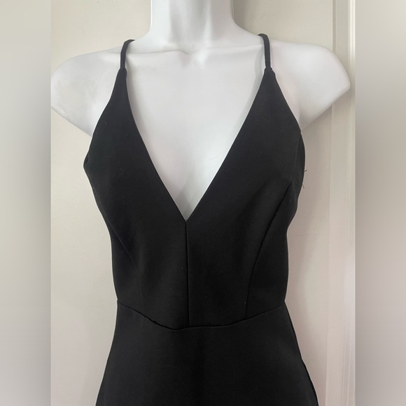 ASTR THE LABEL NEW PEEKING LACE BODYCON HALTER DRESS SIZE  XS - Picture 6 of 15